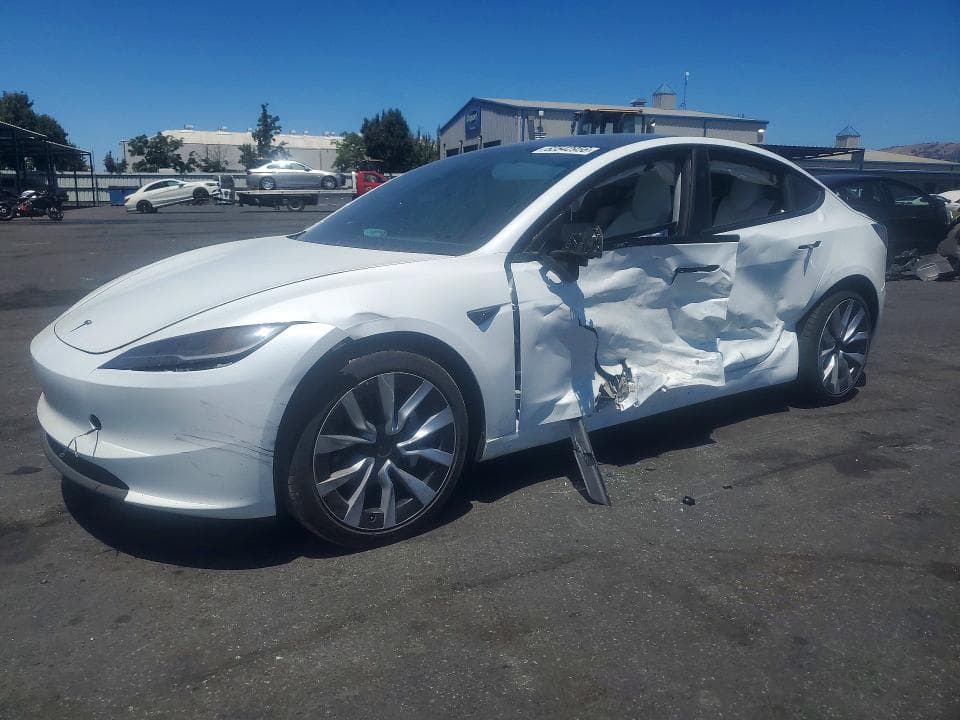 2026 TESLA MODEL 3 - 1