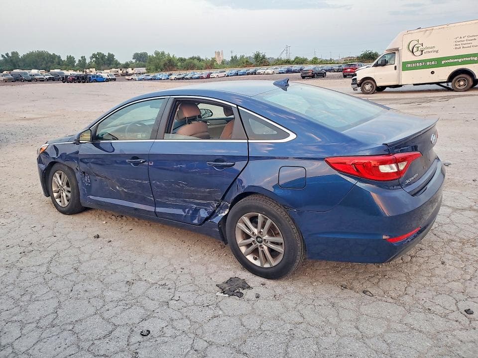 2017 HYUNDAI SONATA SE 2