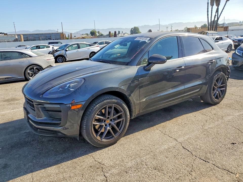2023 PORSCHE MACAN BASE - 1