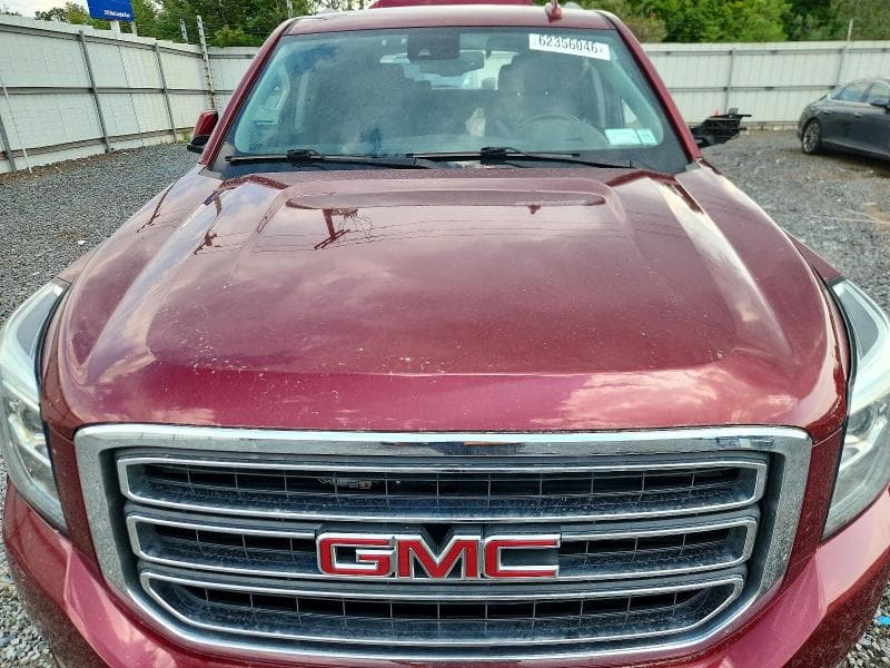 2020 GMC YUKON SLE 12
