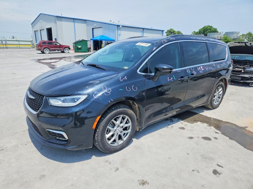 2021 CHRYSLER PACIFICA TOURING - 1