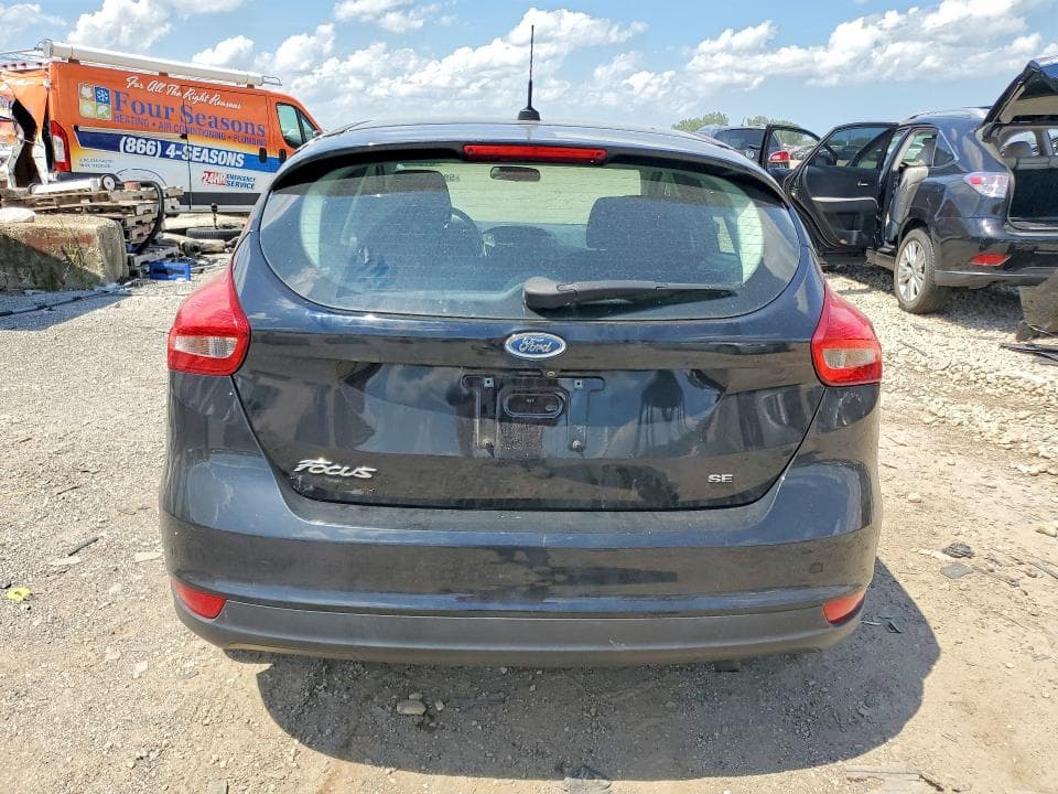2018 FORD FOCUS SE 6