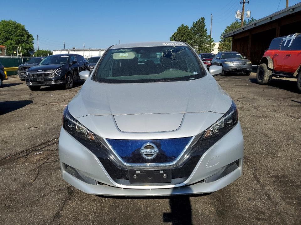 2022 NISSAN LEAF S 5