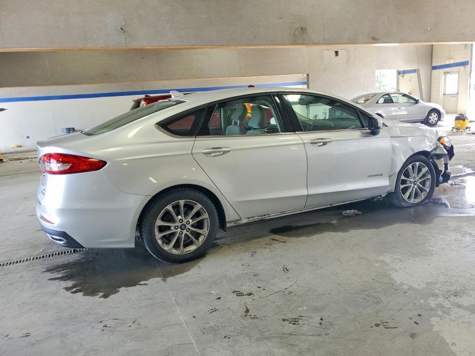2019 FORD FUSION SE 3