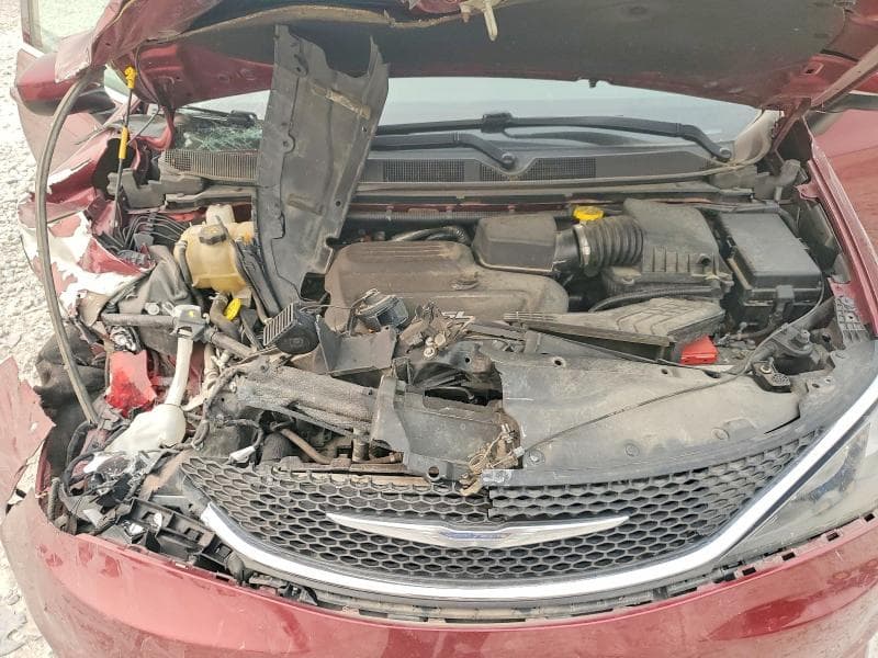 2017 CHRYSLER PACIFICA TOURING 12