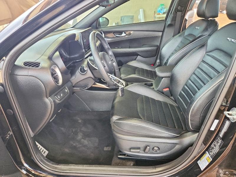 2024 KIA FORTE GT LINE 7