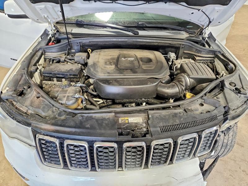 2018 JEEP GRAND CHEROKEE LAREDO 12