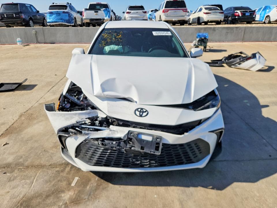 2025 TOYOTA CAMRY SE 5