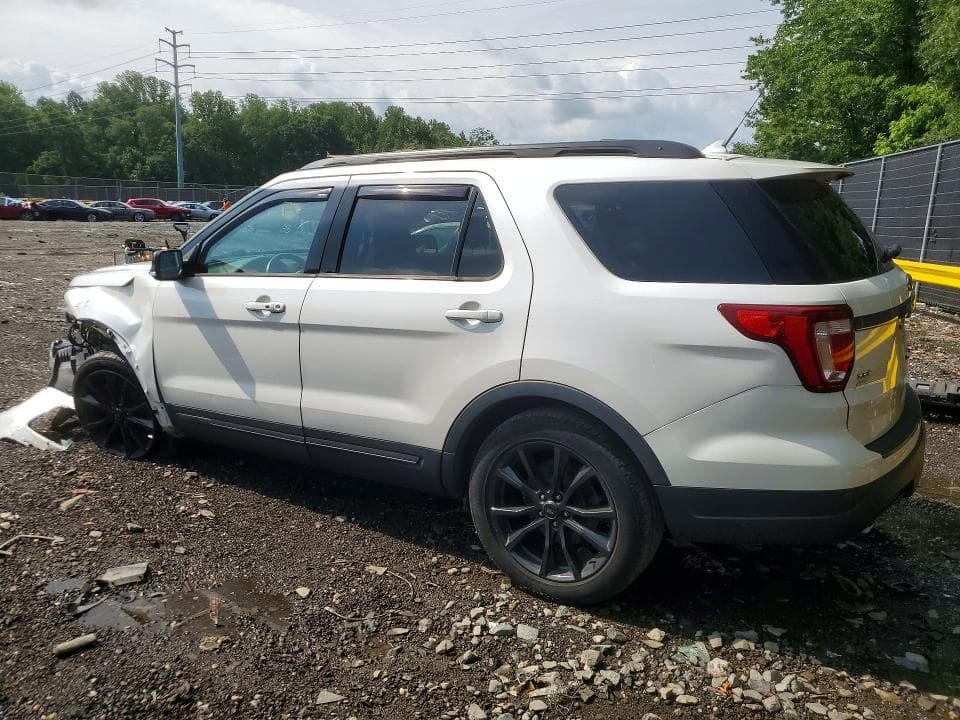 2019 FORD EXPLORER XLT 2