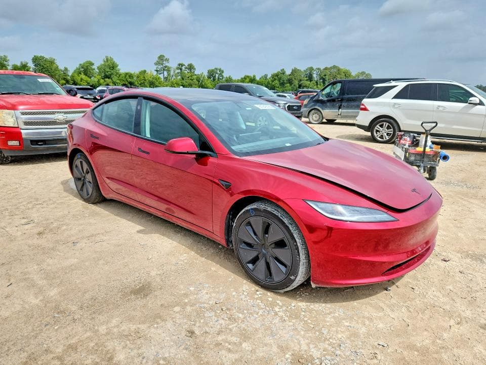 2026 TESLA MODEL 3 4