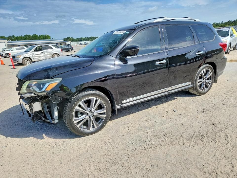 2017 NISSAN PATHFINDER PLATINUM - 1