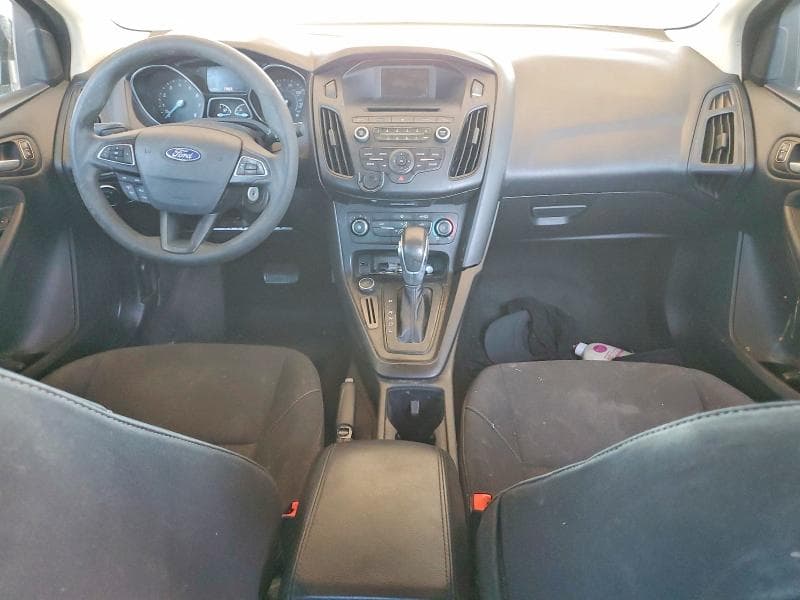 2017 FORD FOCUS SE 8