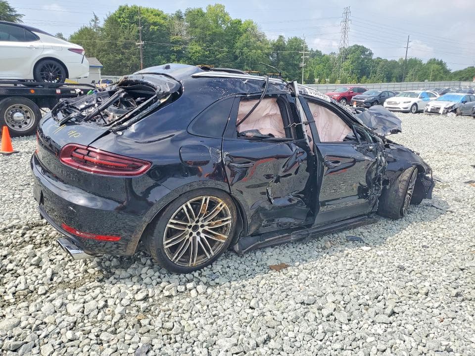 2018 PORSCHE MACAN GTS 3