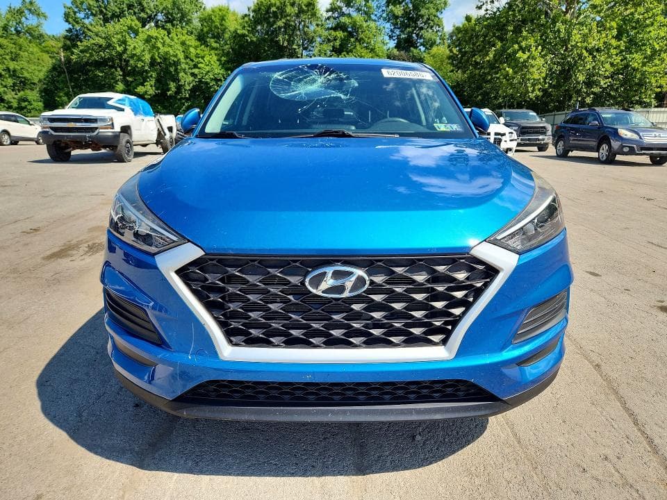 2020 HYUNDAI TUCSON SE 5