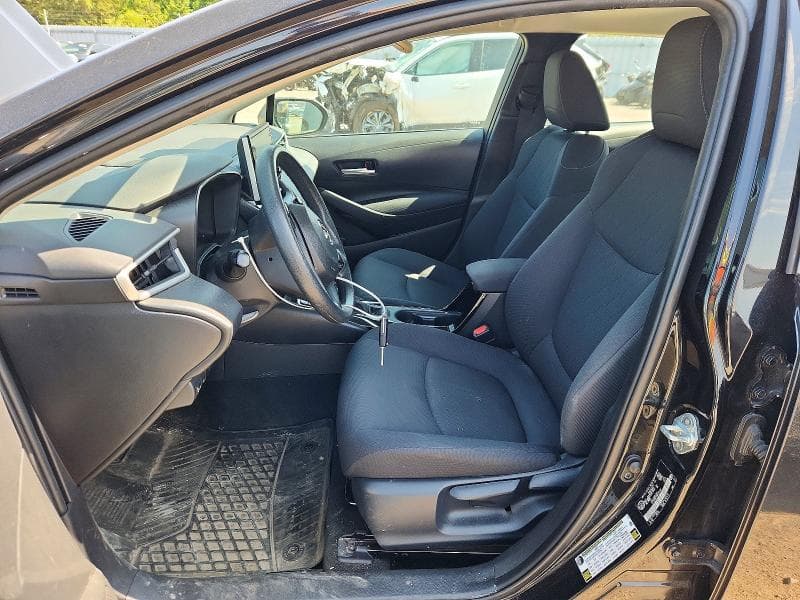 2021 TOYOTA COROLLA LE 7