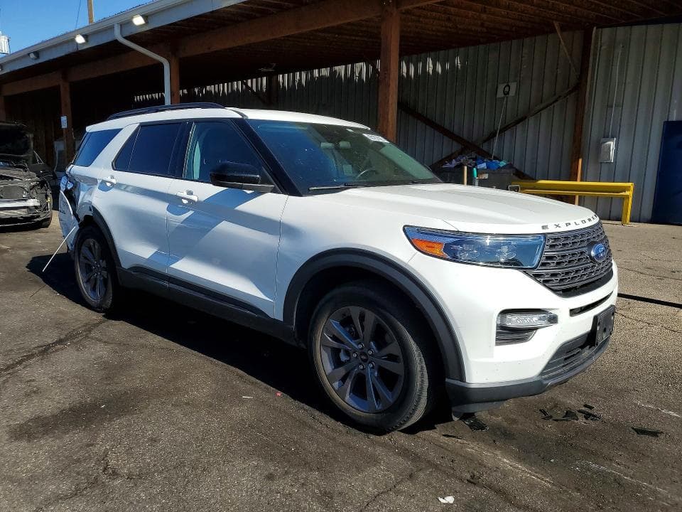 2022 FORD EXPLORER XLT 4