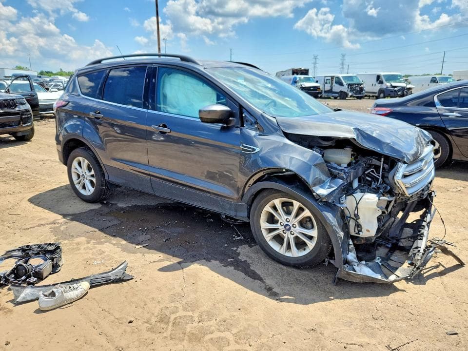 2018 FORD ESCAPE SEL 4