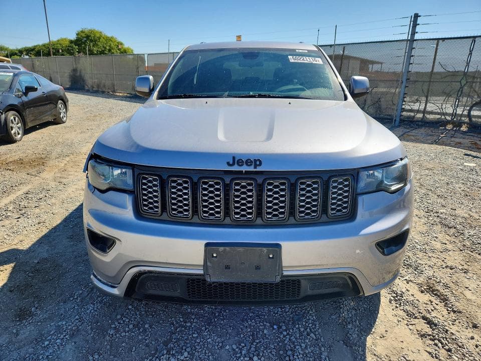 2021 JEEP GRAND CHEROKEE LAREDO 5