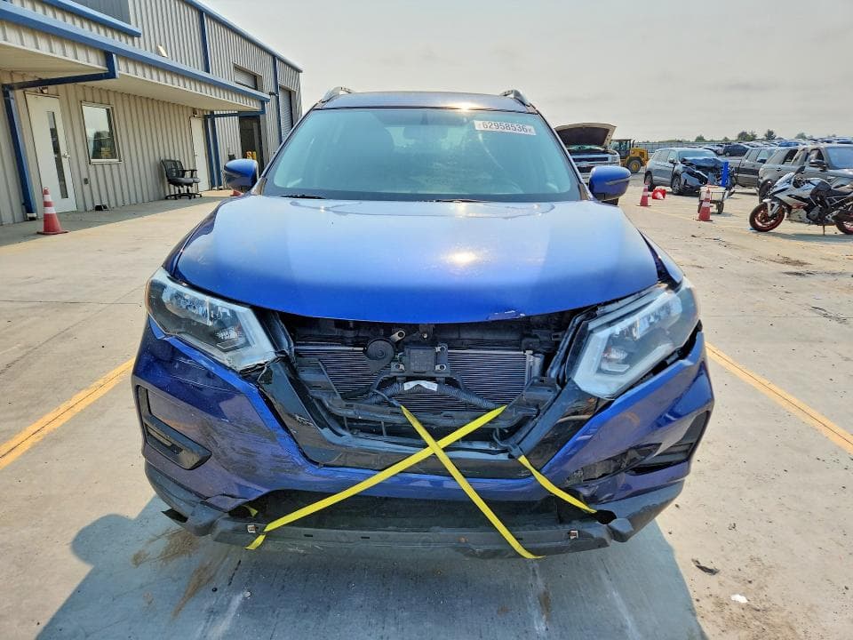2017 NISSAN ROGUE S 5