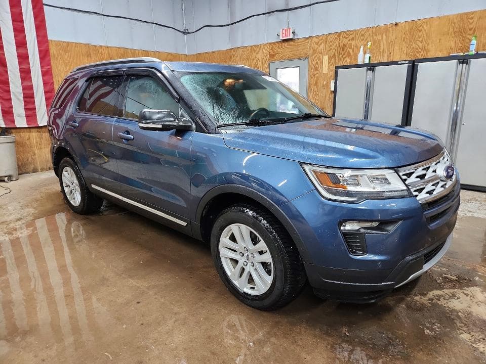 2019 FORD EXPLORER XLT 4