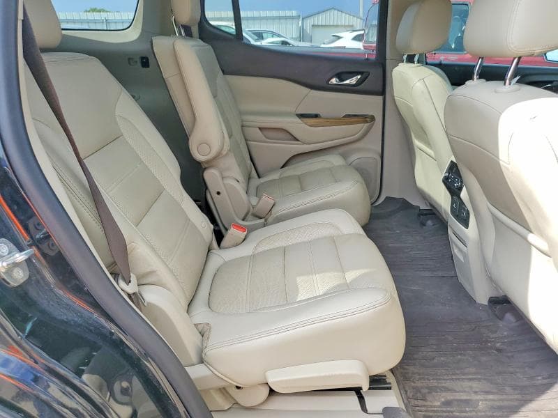2018 GMC ACADIA DENALI 11