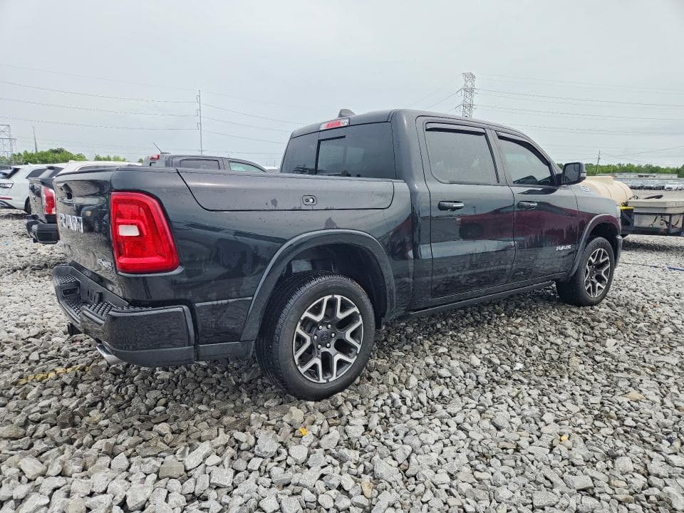 2025 RAM 1500 LARAMIE 3