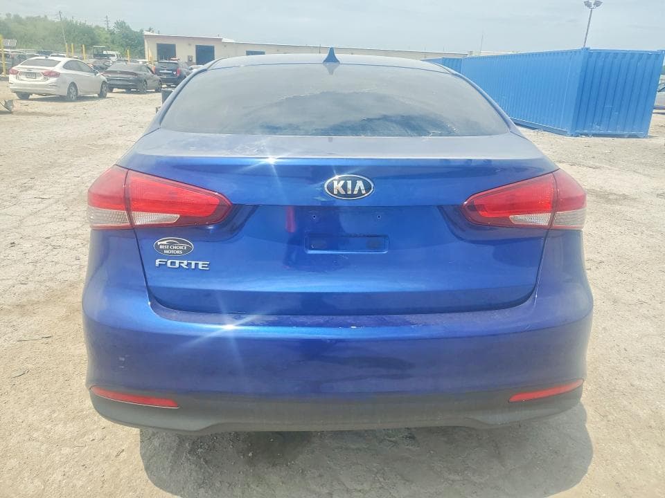 2017 KIA FORTE LX 6
