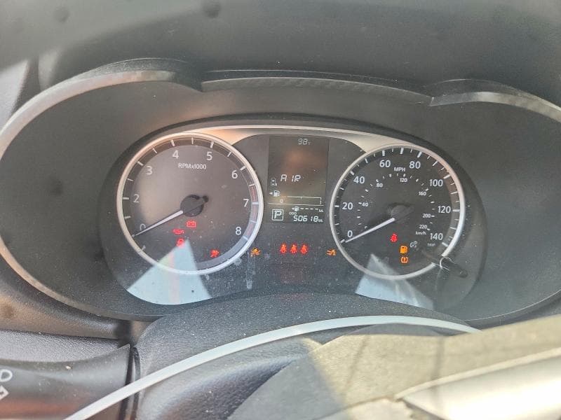 2022 NISSAN VERSA S 9