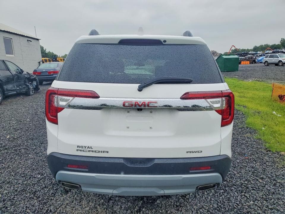 2022 GMC ACADIA SLE 6