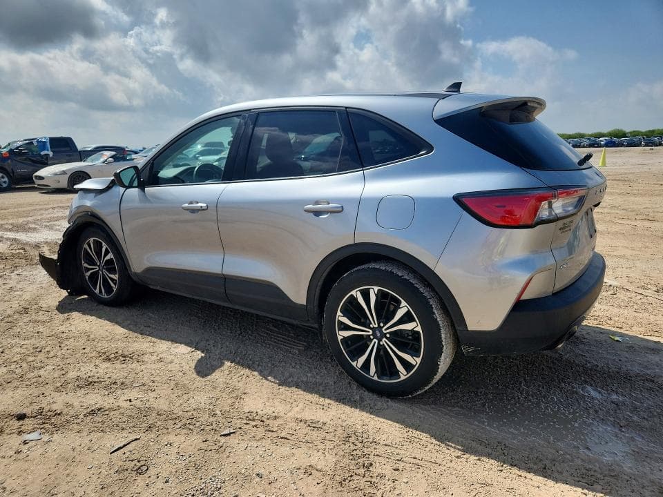 2022 FORD ESCAPE SE 2