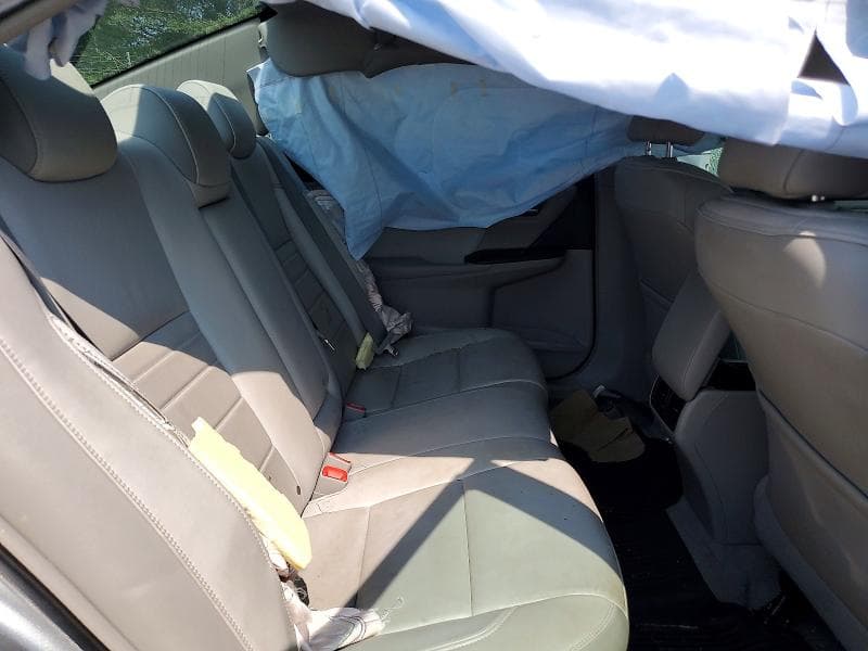 2017 TOYOTA CAMRY XLE 10