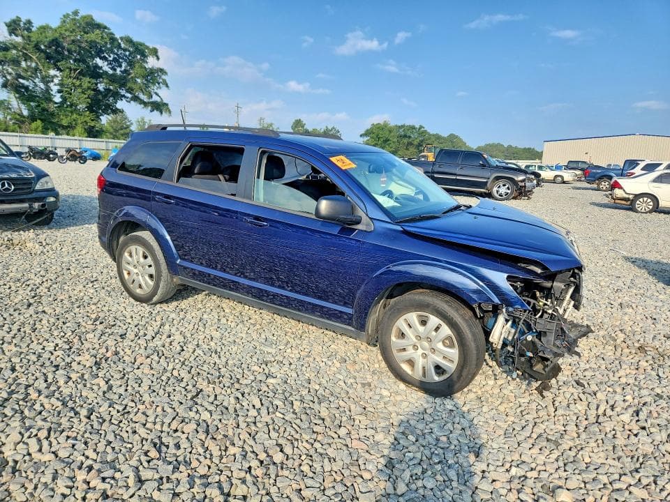 2020 DODGE JOURNEY SE 4