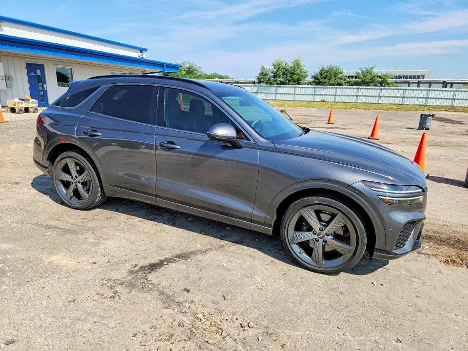2023 GENESIS GV70 2.5T STANDARD 4