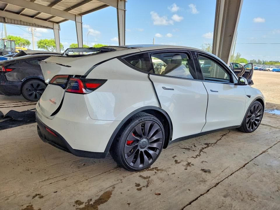 2020 TESLA MODEL Y 3