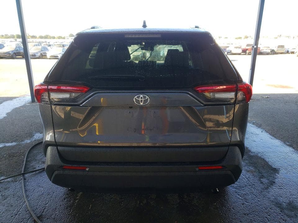 2025 TOYOTA RAV4 HYBRID XLE 6
