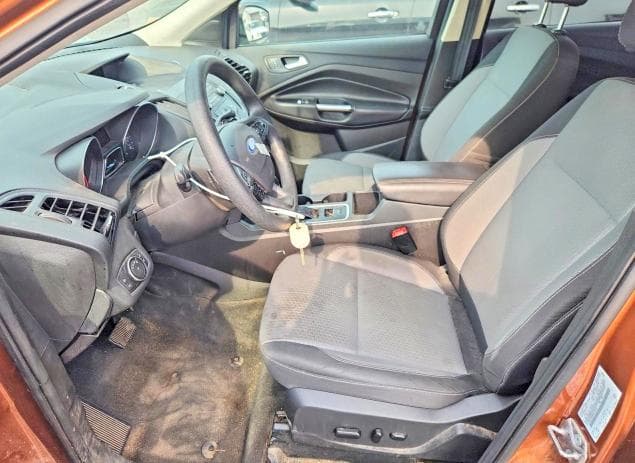 2017 FORD ESCAPE SE 7