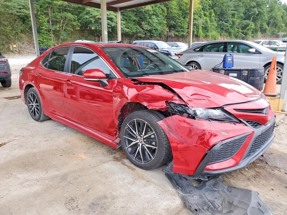 2021 TOYOTA CAMRY SE 4