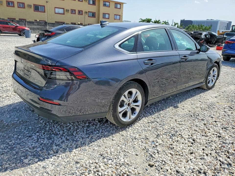 2025 HONDA ACCORD LX 3