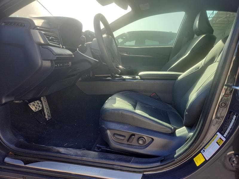 2025 TOYOTA CAMRY XSE 7