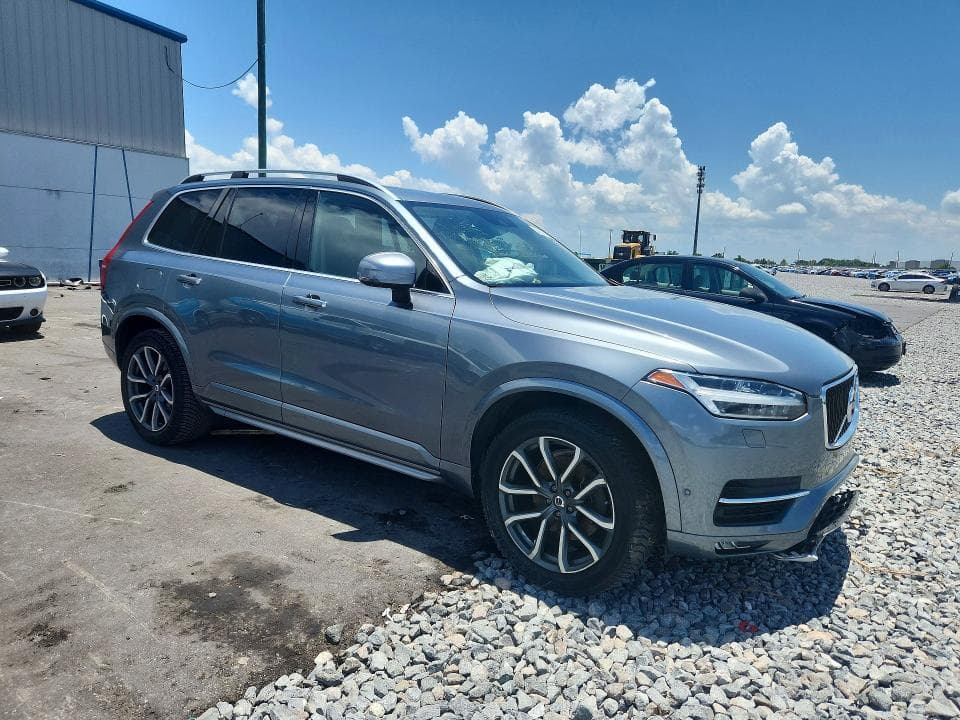 2017 VOLVO XC90 T6 4