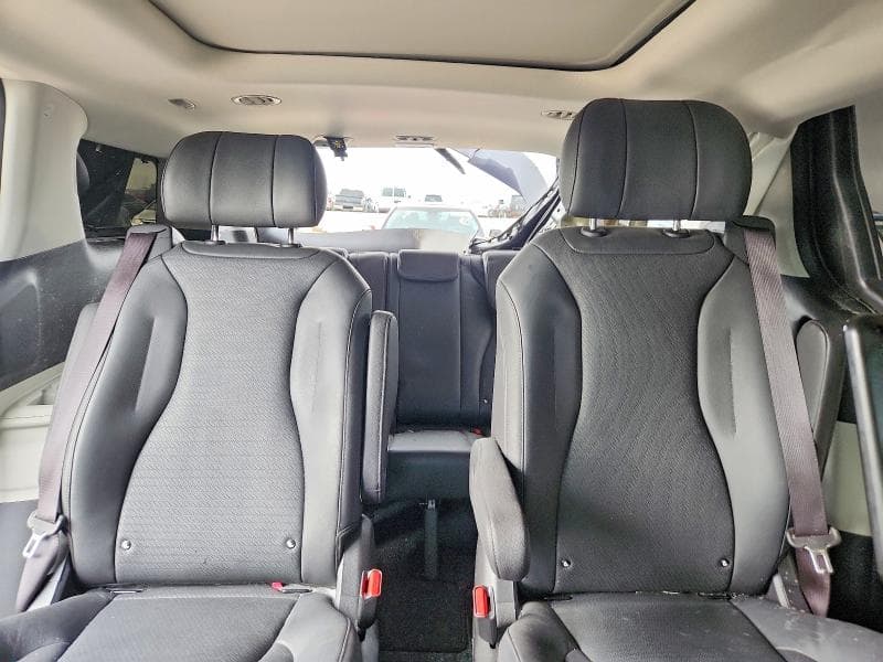 2024 KIA CARNIVAL SX PRESTIGE 10