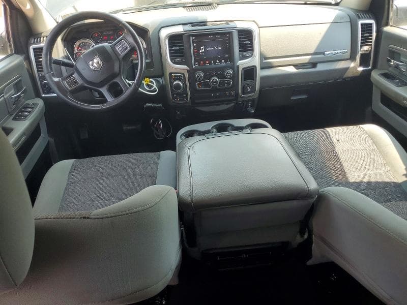 2019 RAM 1500 CLASSIC SLT 8