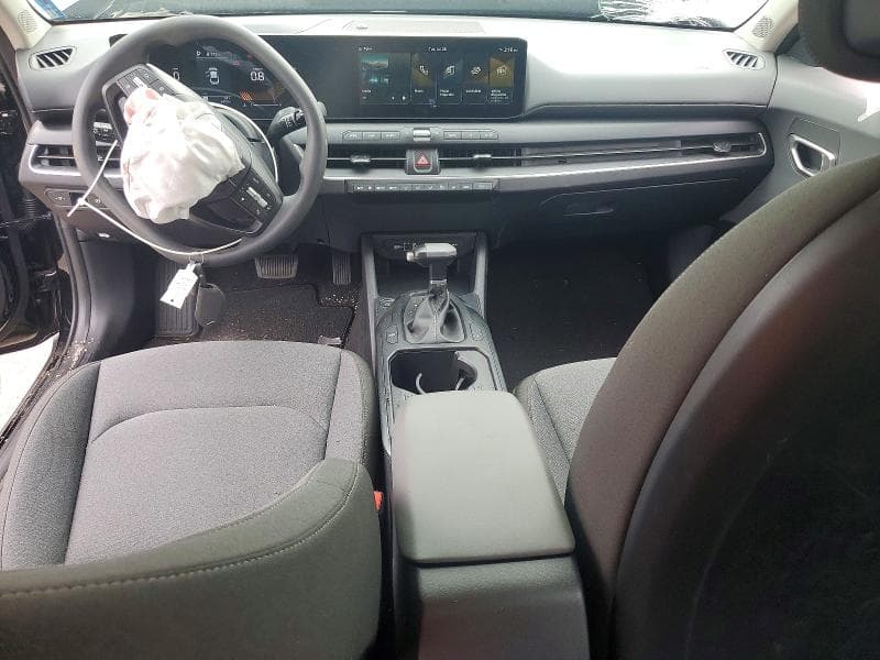 2025 KIA K4 LXS 8