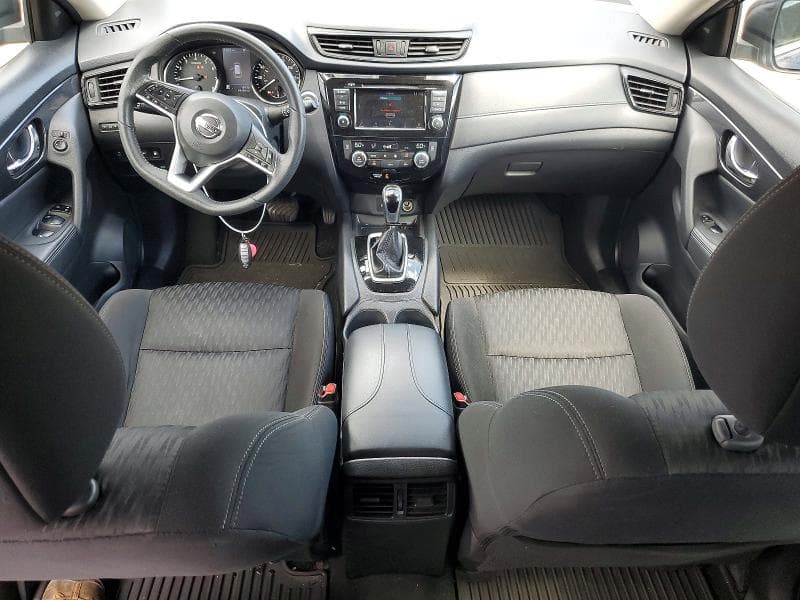 2020 NISSAN ROGUE SV 8
