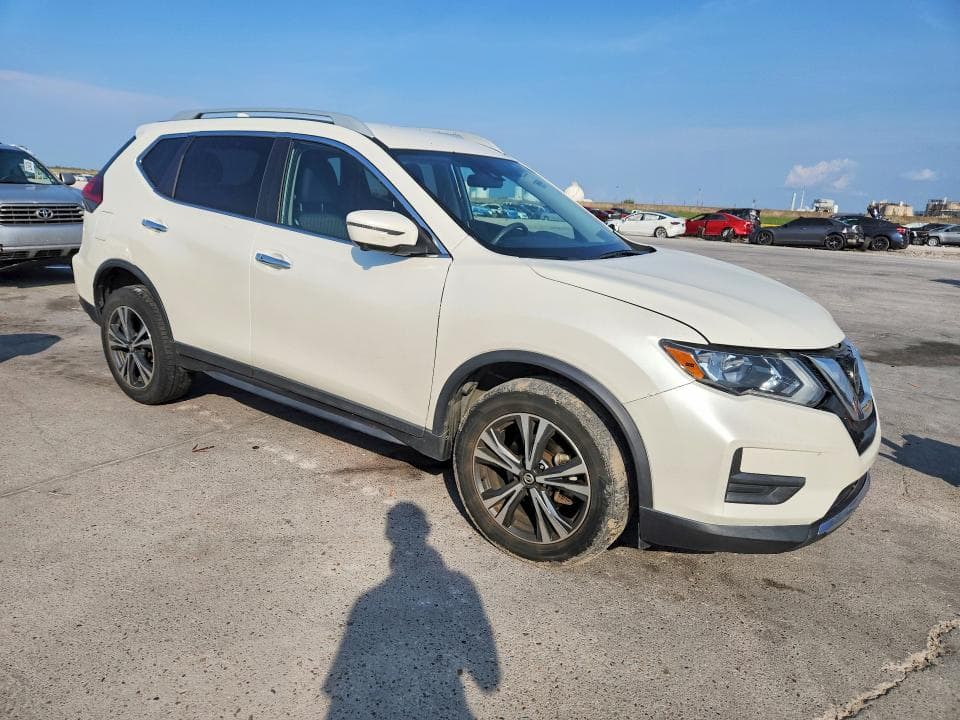 2019 NISSAN ROGUE SV 4