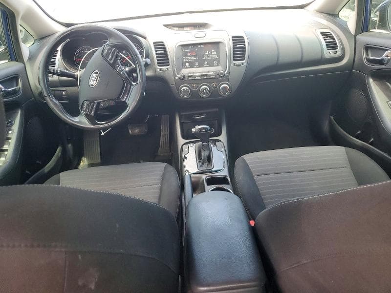 2017 KIA FORTE S 8