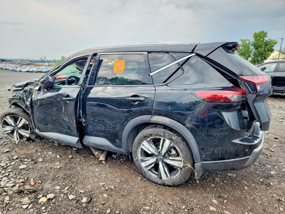 2024 NISSAN ROGUE SL 2
