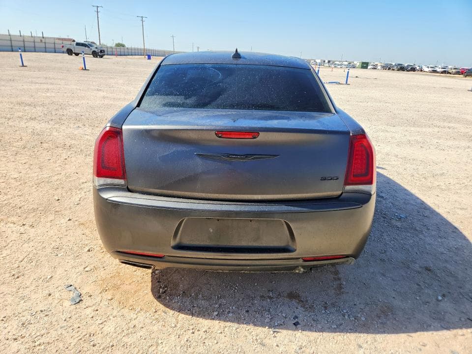 2020 CHRYSLER 300 TOURING 6