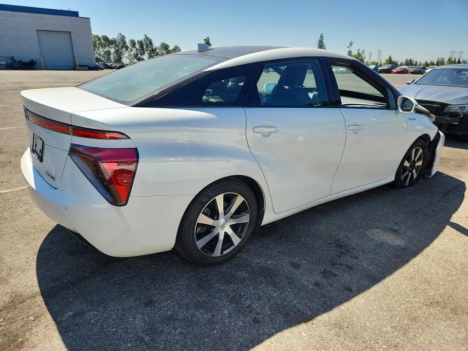 2017 TOYOTA MIRAI BASE 3