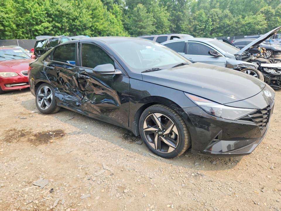 2023 HYUNDAI ELANTRA SEL 4